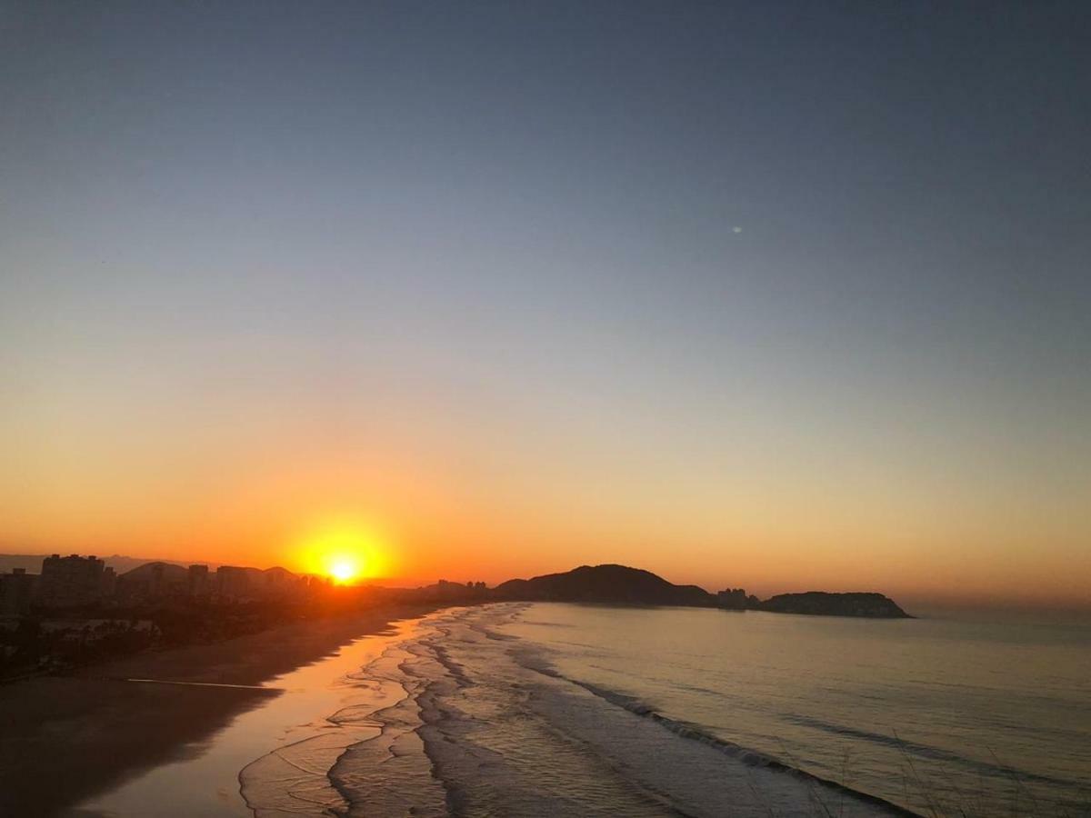 Tombo Beach Yoga E Bem-Estar グァルジャー エクステリア 写真